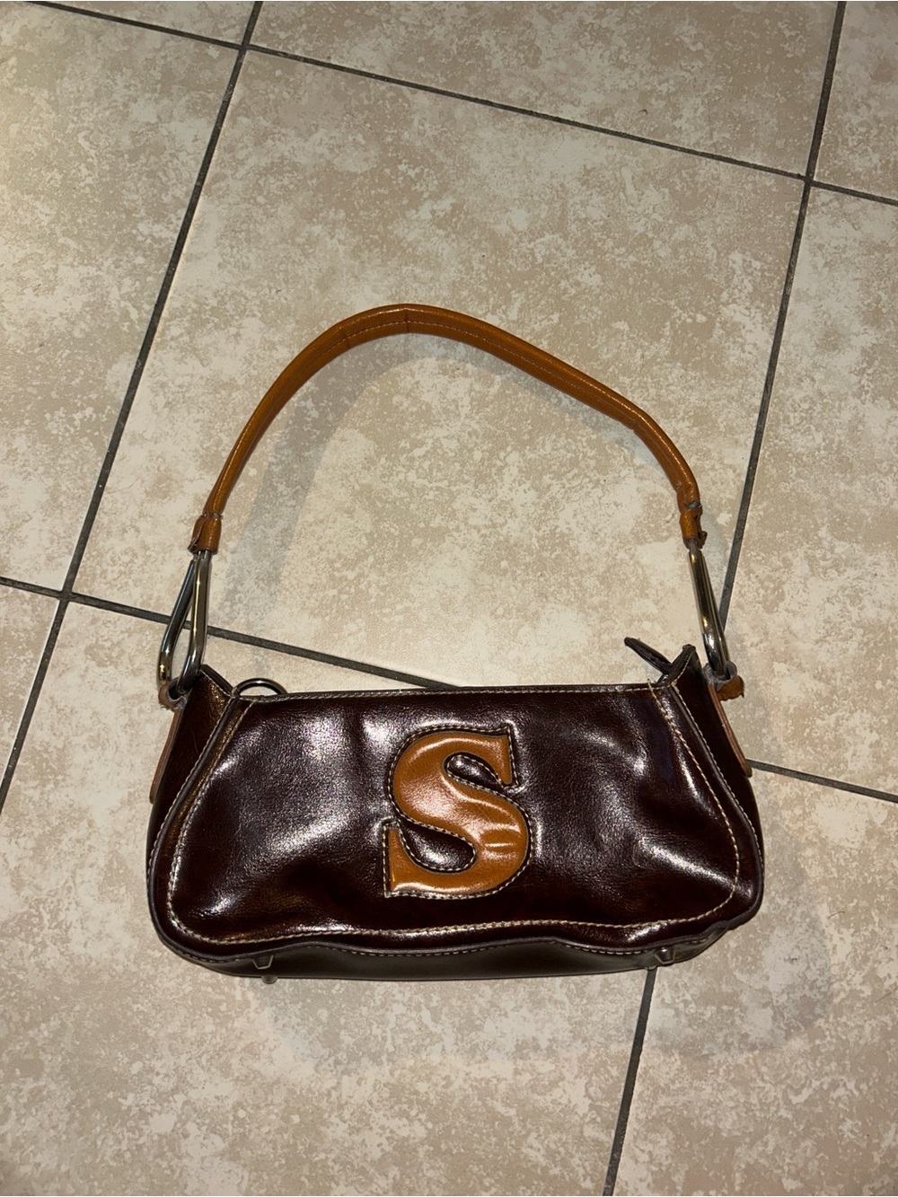 Y2K Brown shoulder purse with a large 'S'